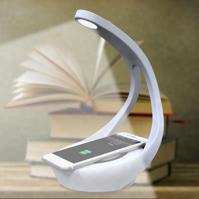 2019 New Led Wireless Lamp for iPhone Samsung With Wireless Charger Charging Lamp Desk Table